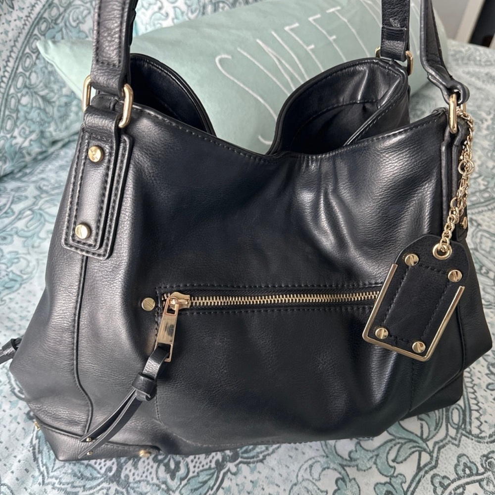 Black ALDO purse (can fit a lot!!!)